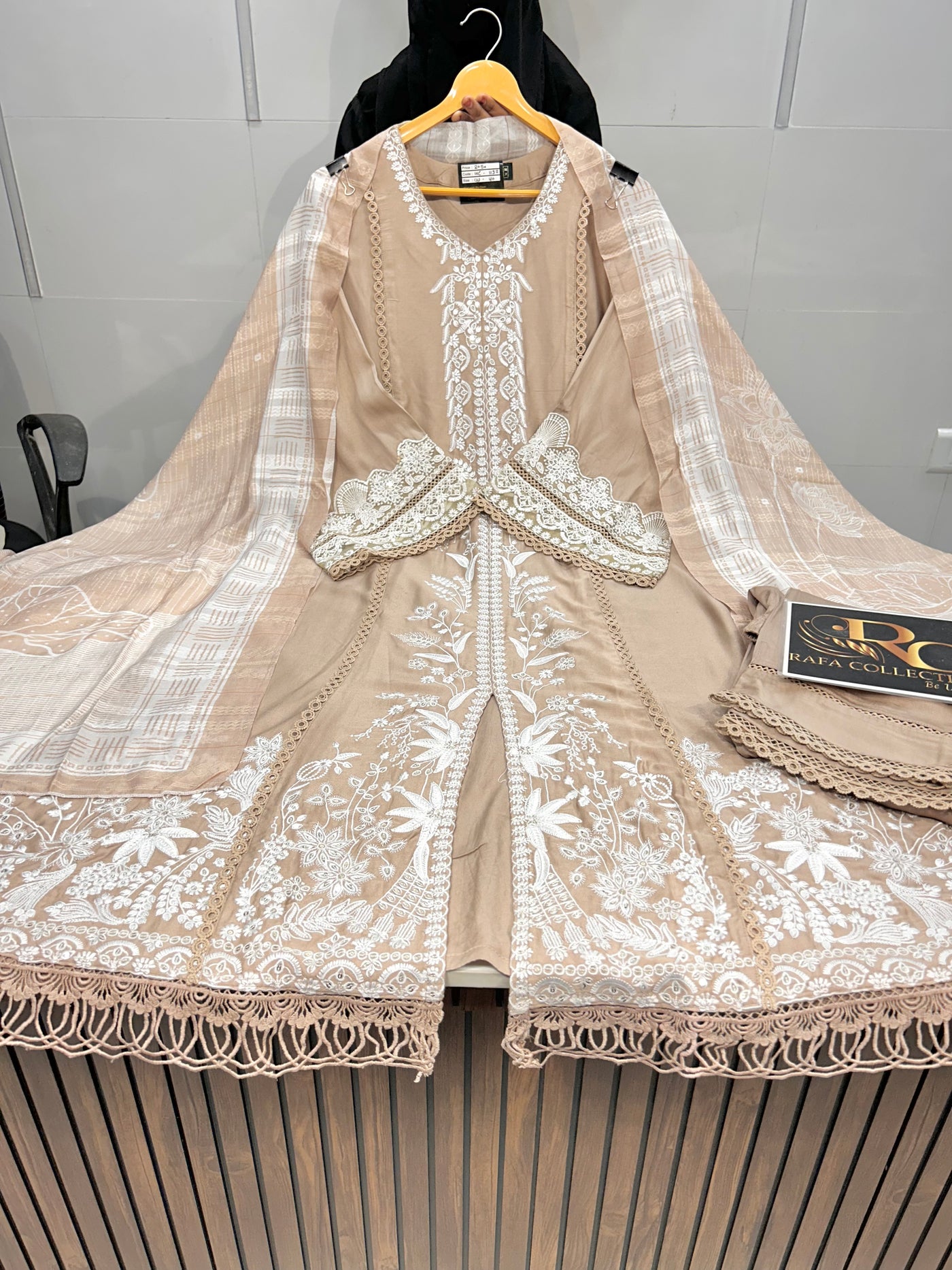 Premium Karachi Suit 1132