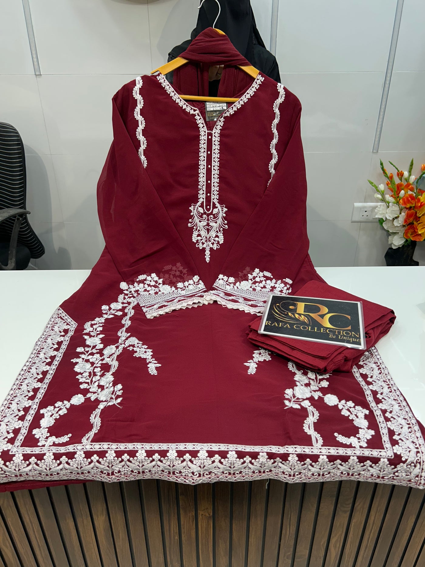 Pakistani Suit 3002