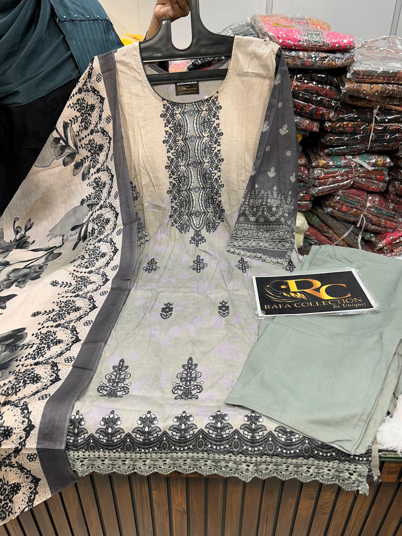 Pakistani printed readymade 1318