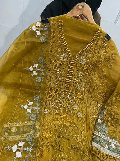 Pakistani cutwork suit 1648