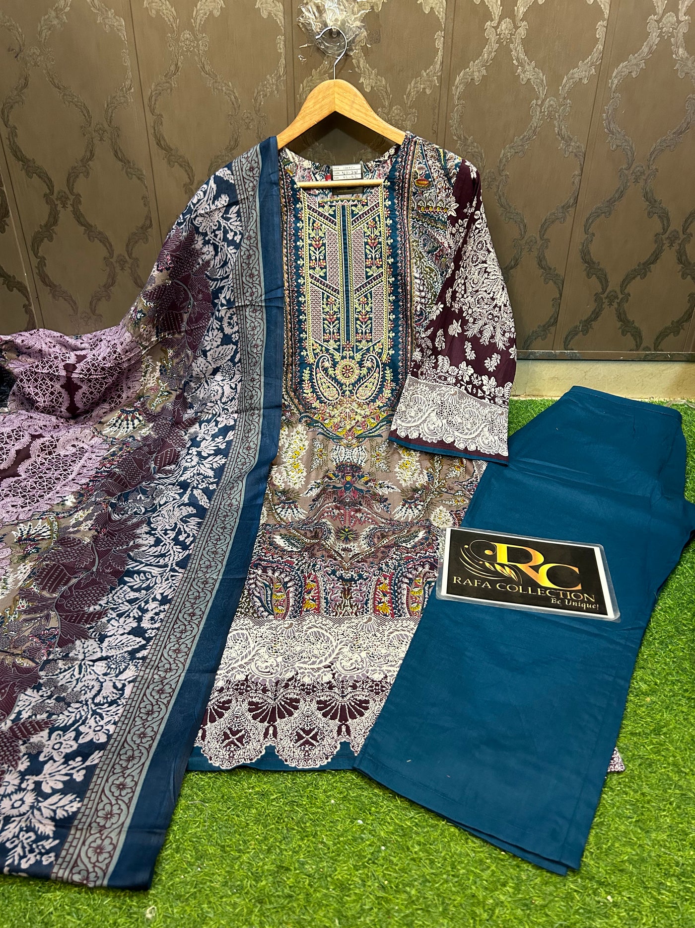 Pakistani Embroidered collection 3001