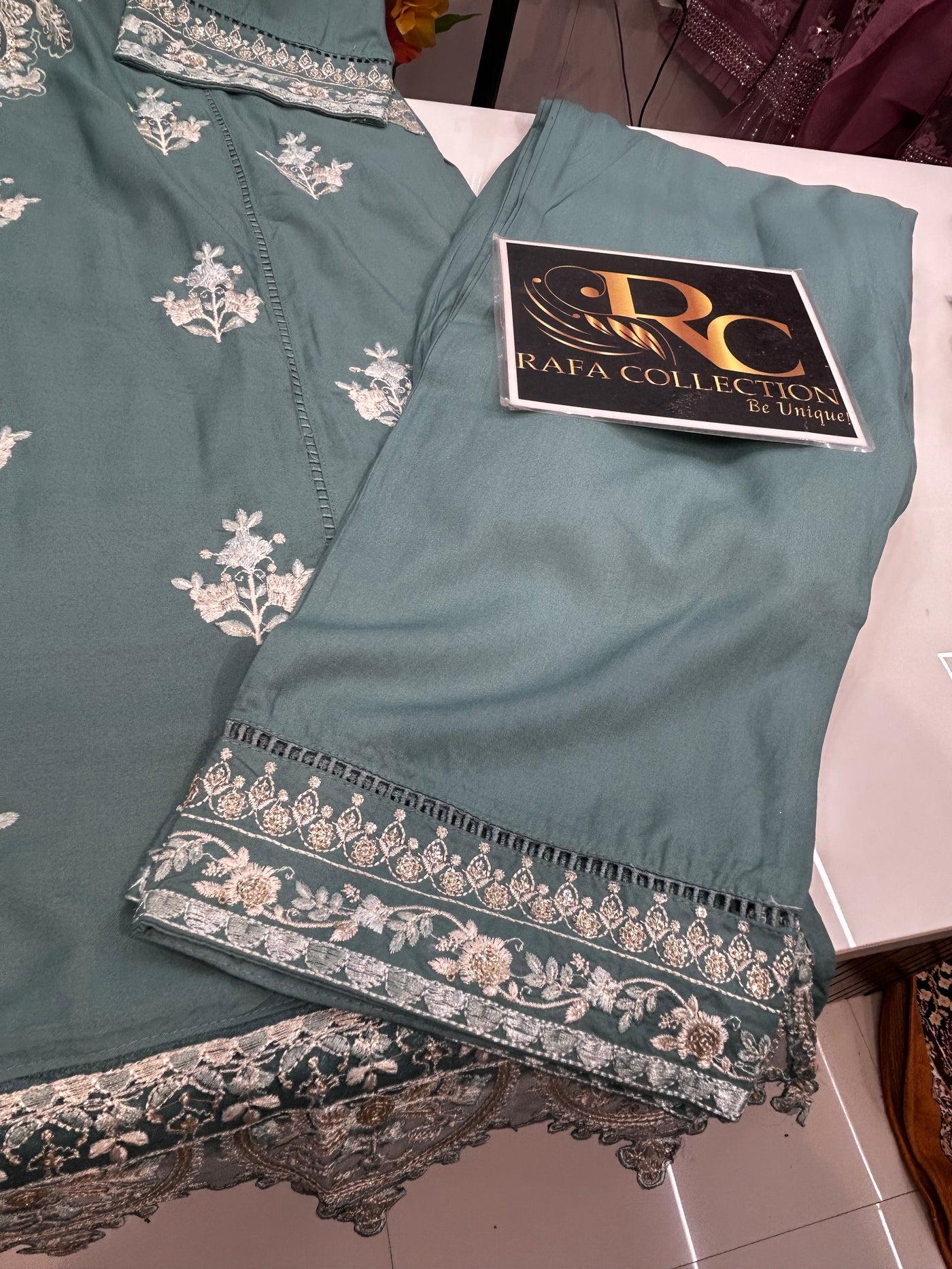 Pakistani Suit 924