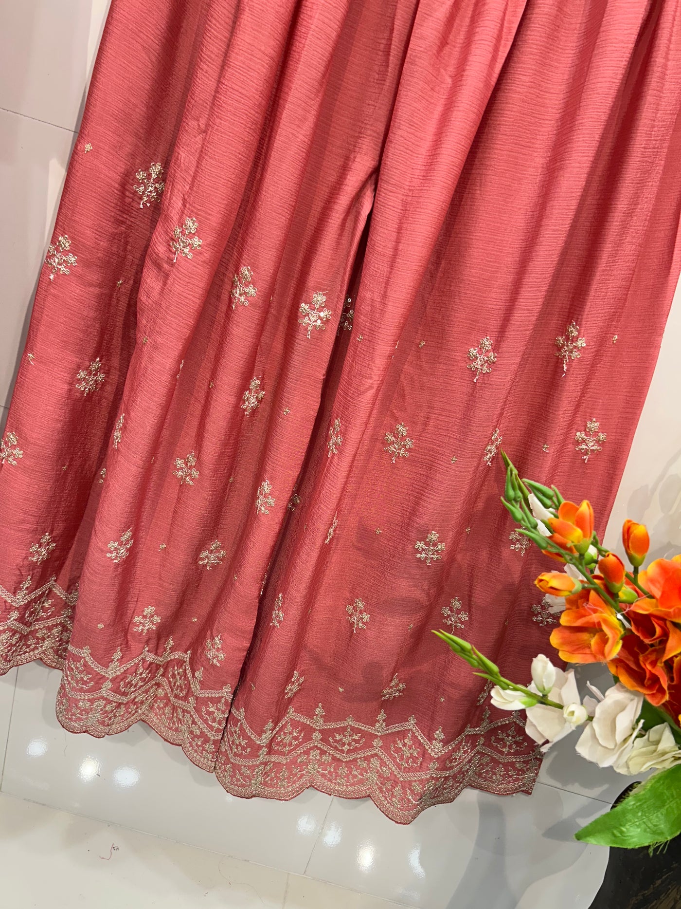 Rangrasiya Palazzo Set 1537