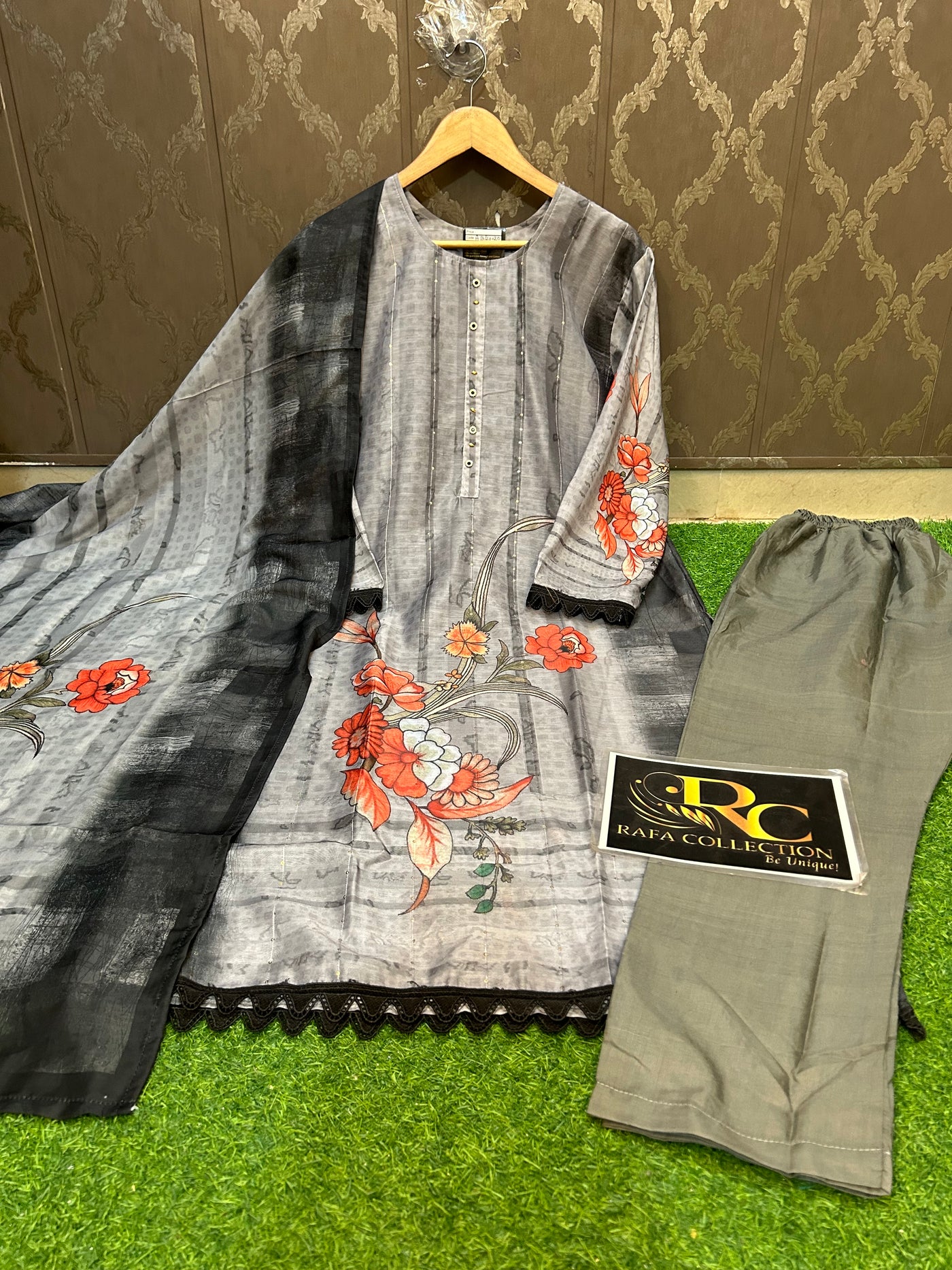 Paki print suit 20020