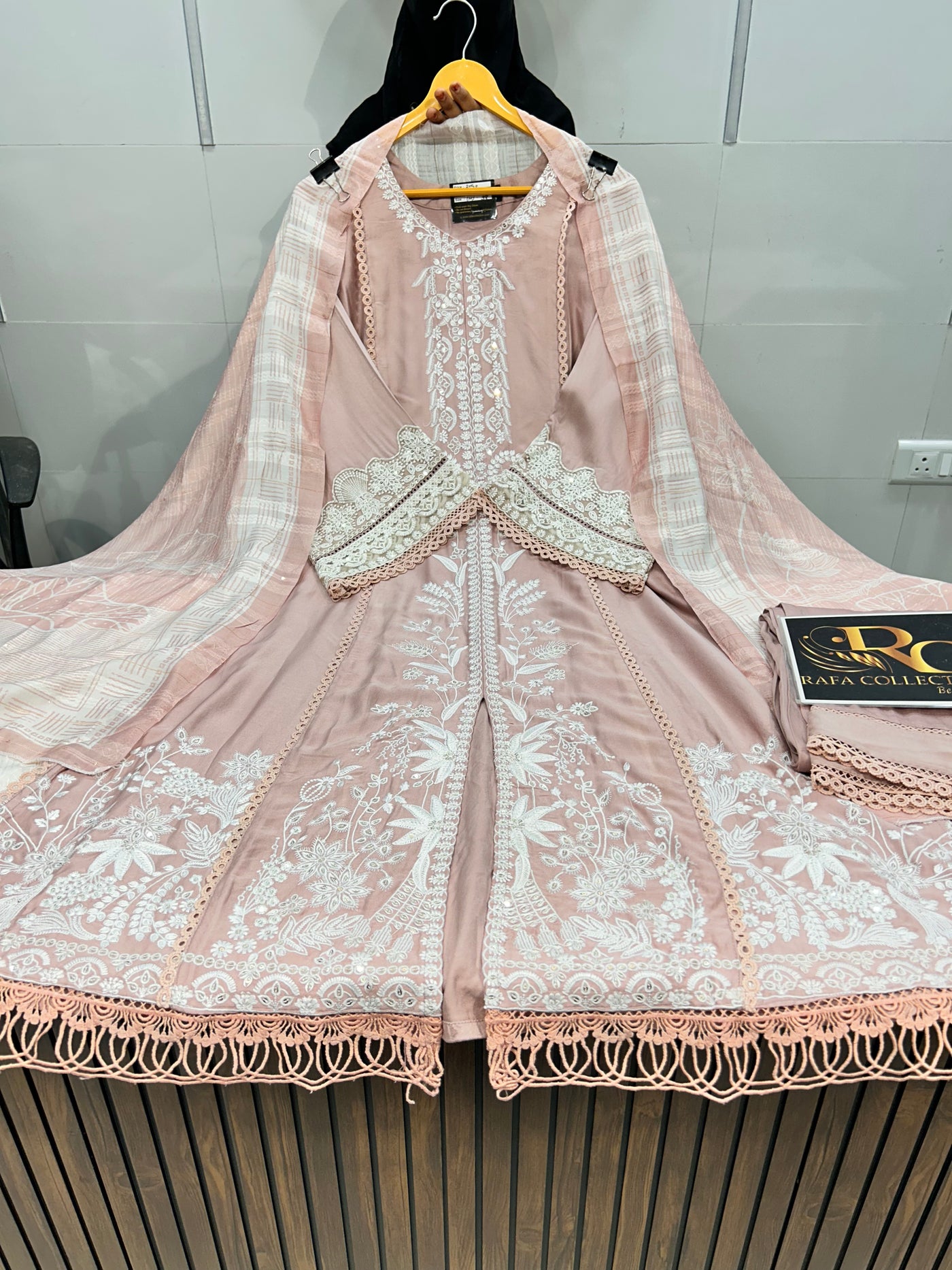 Premium Karachi Suit 1132