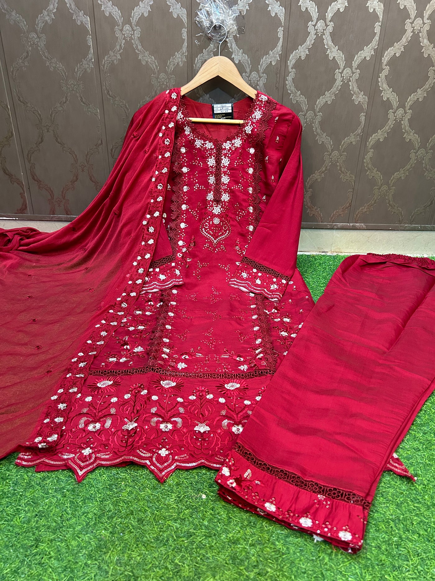 Pakistani Suit 1140